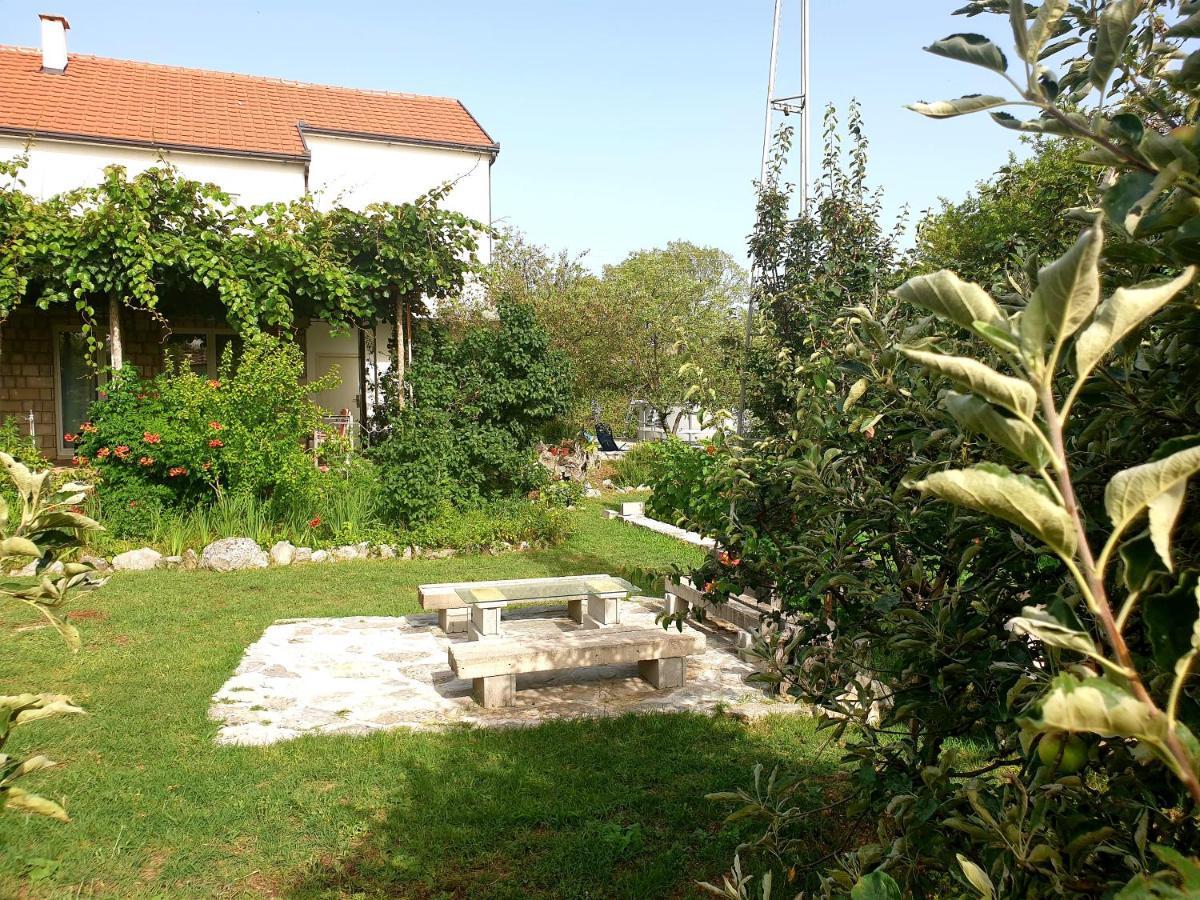 Apartments Minex Trebinje Buitenkant foto
